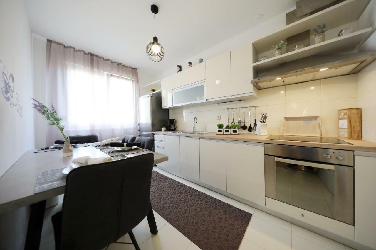 Ferienwohnung Dioniz Zadar Exterior foto