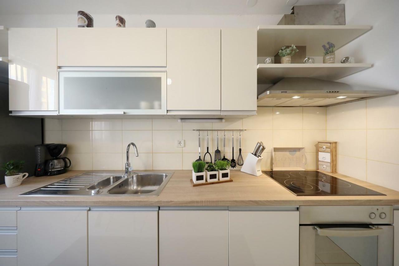 Ferienwohnung Dioniz Zadar Exterior foto